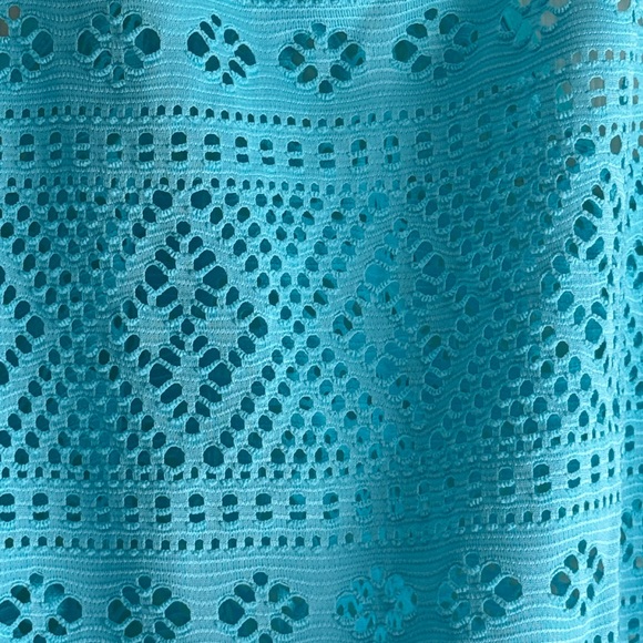 Aqua Lace Razorback Top - Picture 3 of 5